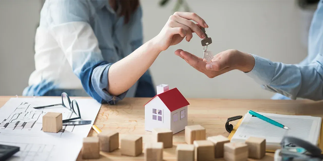 How to Choose the Right Property in Noida: A Complete Homebuyer’s Guide